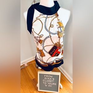 Sleeveless tie neck shirt